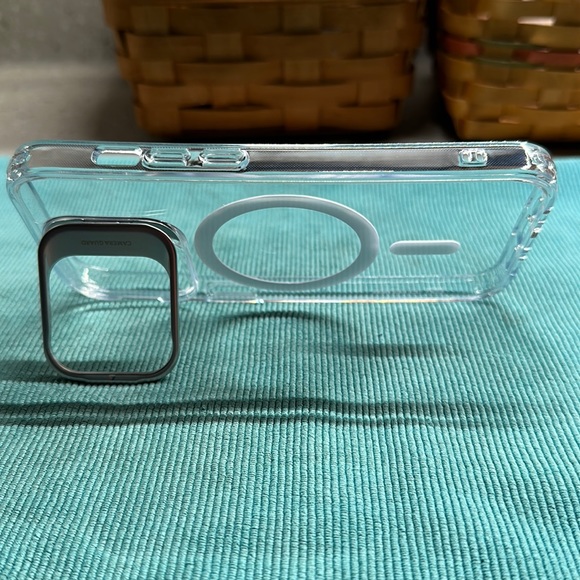 ESR Classic Kickstand Case with HaloLock - Picture 8 of 11